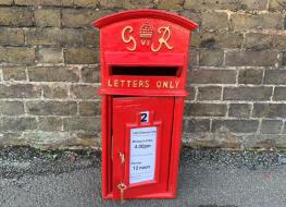 George Vl post box