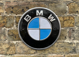 Aluminium BMW plaque