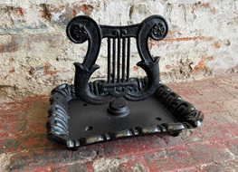 Lyre bootscraper