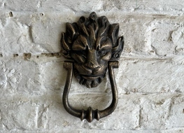 10 Downing st. doorknocker