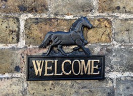 horse welcome sign