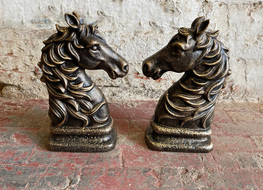 Horse head bookends